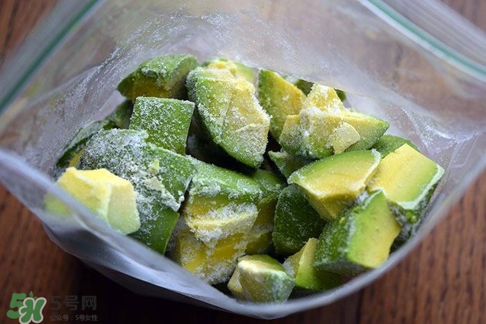 牛油果隔夜了還能吃嗎？牛油果可以冷凍保存嗎？