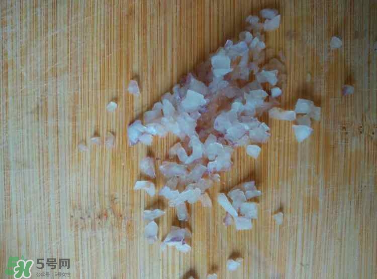 牛油果沙拉怎么做？牛油果沙拉用什么醬？