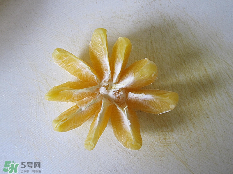 牛油果沙拉怎么做？牛油果沙拉用什么醬？