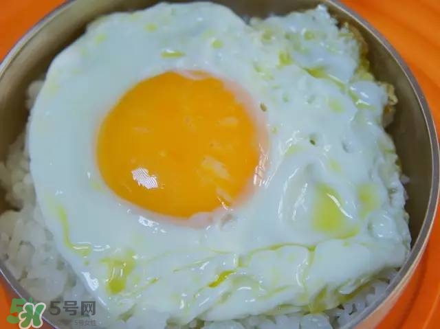 牛油果沙拉怎么做？牛油果沙拉用什么醬？