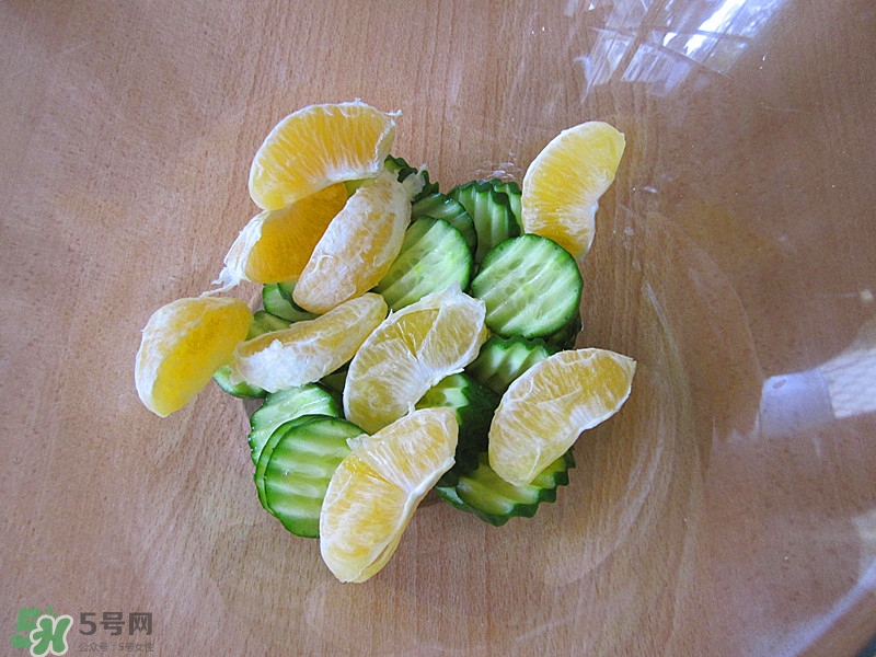 牛油果沙拉怎么做？牛油果沙拉用什么醬？