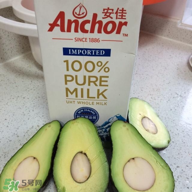 牛油果奶昔怎么做？牛油果奶昔的功效