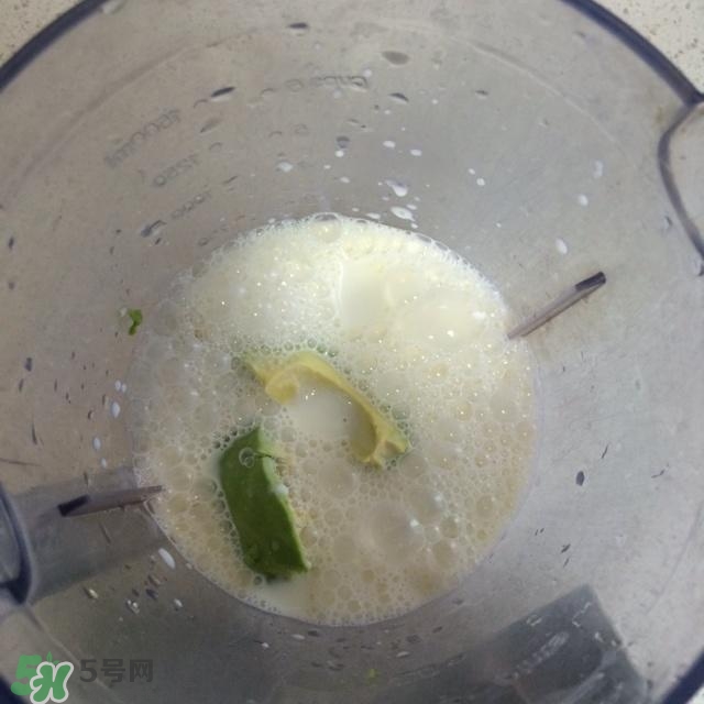 牛油果奶昔怎么做？牛油果奶昔的功效