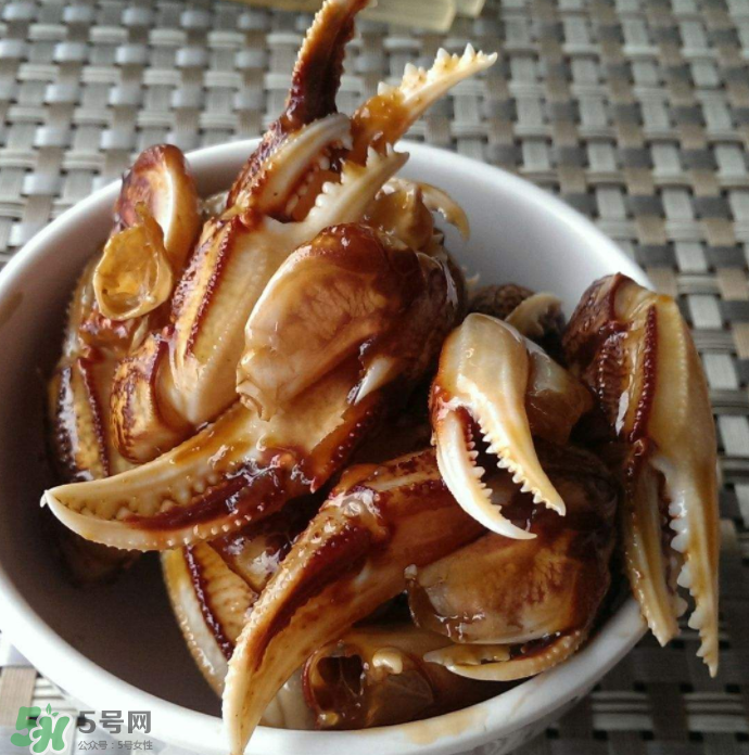 醉蟹是生吃好還是熟吃好？哪種更好吃？