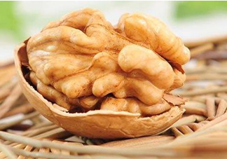 核桃磨成粉還有營養(yǎng)嗎？核桃粉和核桃哪個(gè)更好？
