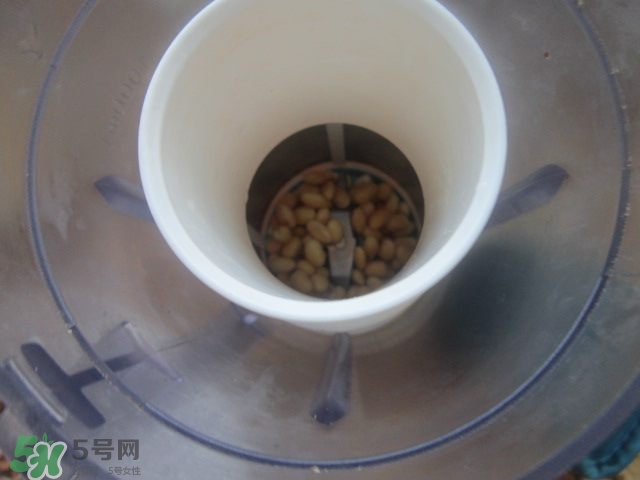 核桃可以和黃豆一起打豆?jié){嗎？核桃和什么一起打豆?jié){好？