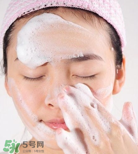 正確卸妝手法你做對了嗎？錯誤卸妝手法須知