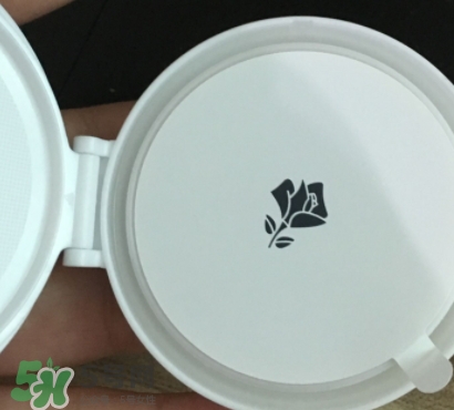 蘭蔻小粉盒適合什么膚質(zhì)？