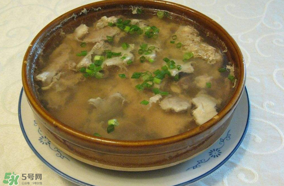 營(yíng)養(yǎng)在湯里還是肉里？煲湯小訣竅