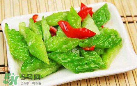 什么泡水喝能清熱降火？清熱降火吃什么？