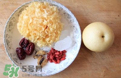 雪蛤能和銀耳一起燉嗎？雪蛤銀耳羹怎么做？