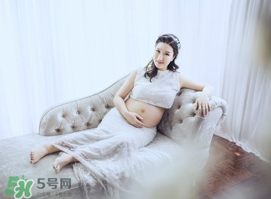 孕婦坐火車需要證明嗎？孕婦坐火車吃什么？