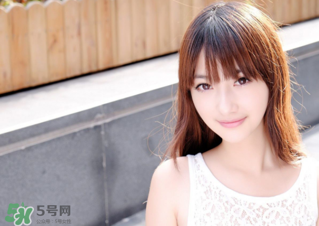 乳腺炎應(yīng)該吃什么藥？乳腺炎應(yīng)該怎么治療？