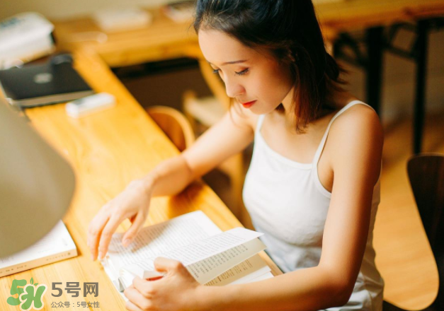 乳腺炎不發(fā)燒能喂奶嗎？乳腺炎輸液能喂奶嗎?