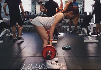 杠鈴劃船練哪里？杠鈴劃船重量怎么選？