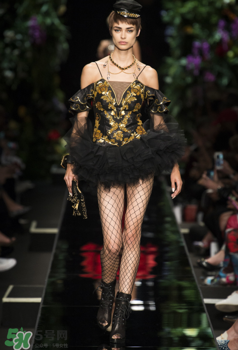 moschino2018春夏系列服裝怎么樣_好看嗎？