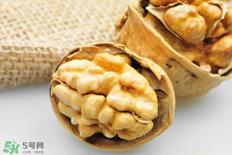 核桃開裂怎么辦？核桃為什么會開裂？