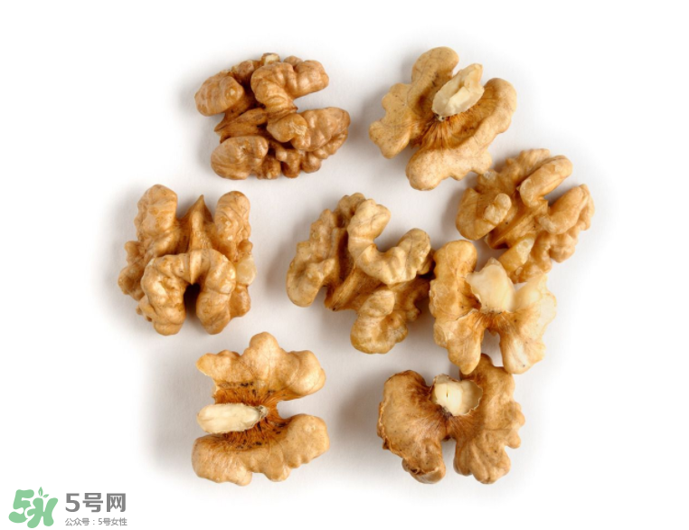 核桃的主要品類有哪些？怎樣正確吃核桃？