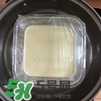 榴蓮冰皮月餅的做法？榴蓮冰皮月餅價(jià)格
