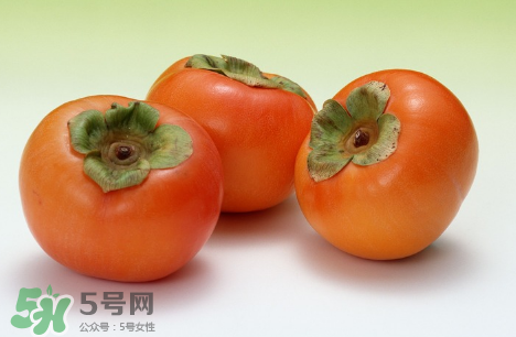 榴蓮和柿子能一起吃嗎？吃完榴蓮可以吃柿子嗎？