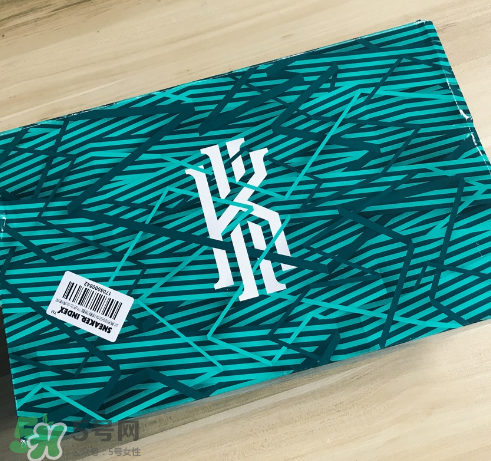 nike kyrie3 mamba mentality怎么樣？歐文3李小龍配色開箱測(cè)評(píng)