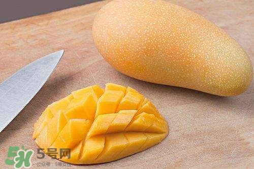 買芒果怎么挑？怎么辨別芒果是不是催熟的？