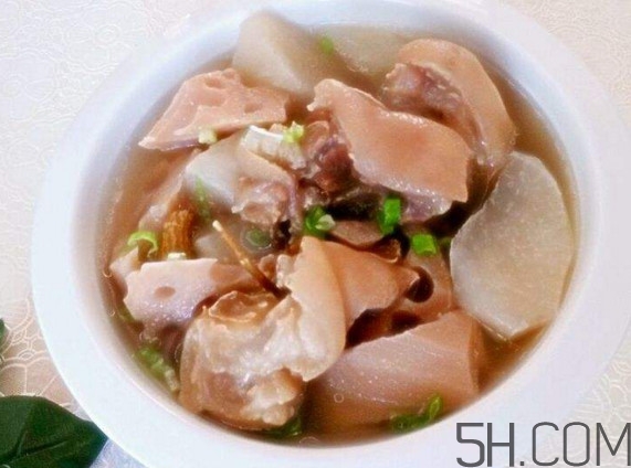 豬腳湯下奶嗎？豬腳湯怎么做好喝