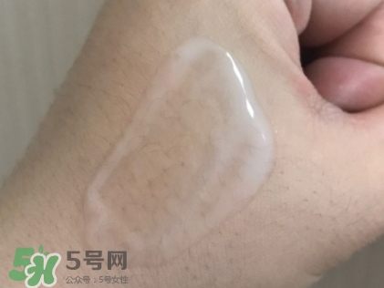 olay臻粹系列小臉精華多少錢？olay小臉精華適合年齡