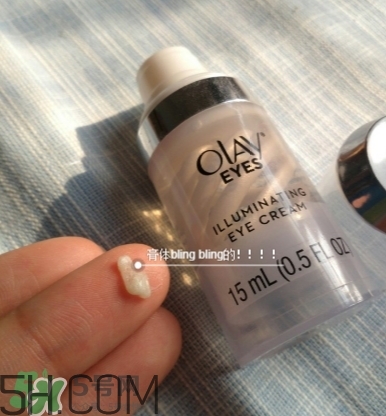 olay亮眼明眸雙旋眼霜怎么用？olay雙旋眼霜使用方法