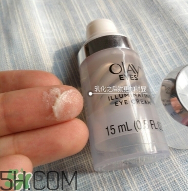 olay亮眼明眸雙旋眼霜怎么用？olay雙旋眼霜使用方法