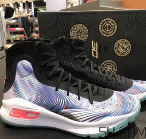 under armour curry 4庫里戰(zhàn)靴中國別注版實物什么樣？