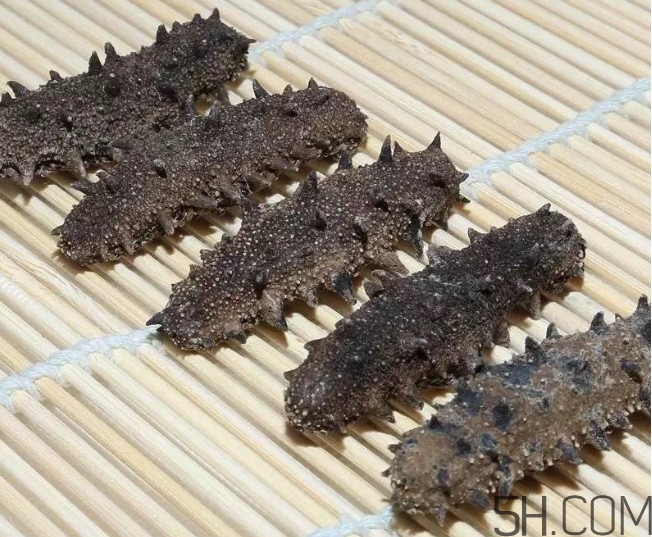 海參顏色深好還是淺好？海參顏色發(fā)白時(shí)怎么回事？
