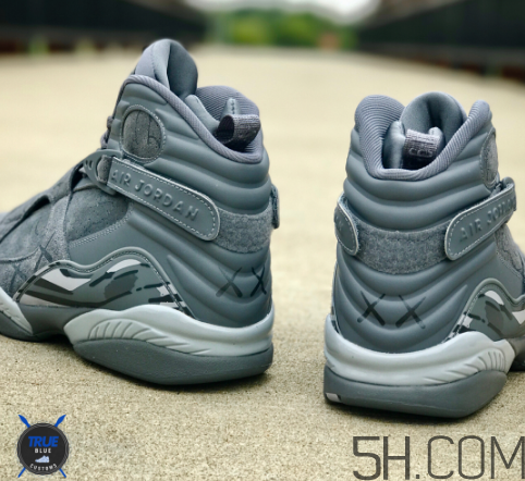 kaws與air jordan 8聯(lián)名實物什么樣？