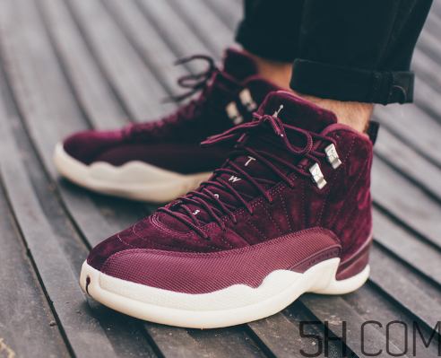 air jordan 12 bordeaux紅酒配色上腳效果怎么樣？