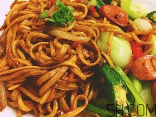炒面用什么醬油？炒面用什么調(diào)料最香？