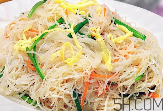 吃炒面會胖嗎？炒面熱量高嗎？