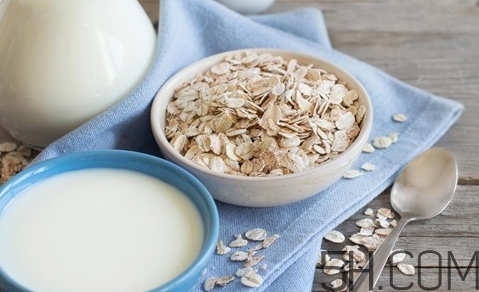 牛奶什么時候喝好？牛奶什么樣的好？