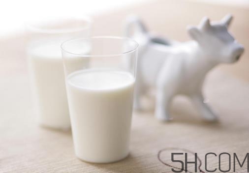 牛奶煮開了還有營養(yǎng)嗎？牛奶可以加熱嗎？
