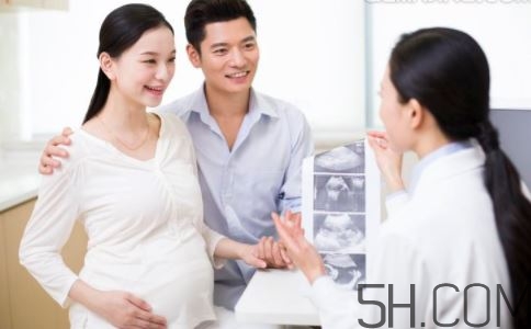 孕晚期真假宮縮怎么分辨？假性宮縮頻繁是快生了嗎？