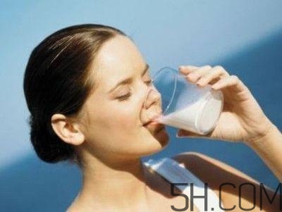 孕婦奶粉能和雞蛋一起吃嗎？喝孕婦奶粉的注意事項