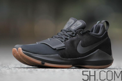 nike pg 1黑色生膠大底發(fā)售時間_實物什么樣？