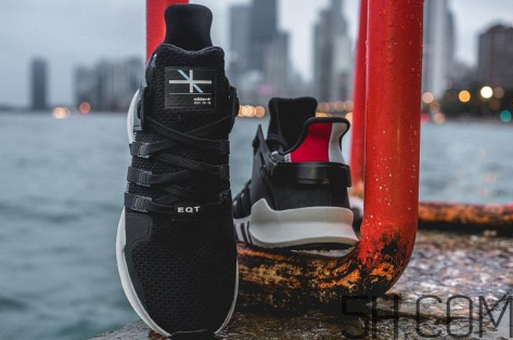adidas eqt support adv芝加哥限定款怎么買？
