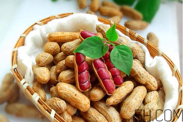孕婦臨產(chǎn)前的準(zhǔn)備工作有哪些？孕婦吃花生的好處