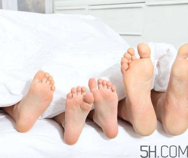 腳氣能用醋泡腳嗎？醋泡腳治腳氣有效嗎？