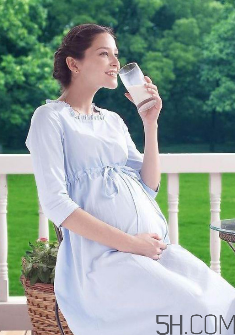 孕媽咪需要喝孕婦奶粉嗎？孕婦生活不宜