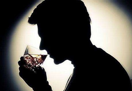 吃偉哥能喝酒嗎？吃偉哥喝酒了有用嗎？