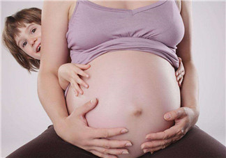孕婦吐血對胎兒有什么影響？懷男孩和懷女孩的區(qū)別