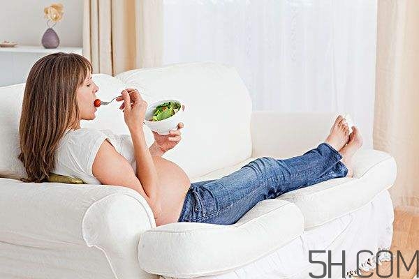 孕婦奶粉可以干吃嗎？孕婦奶粉可以喝到生嗎？