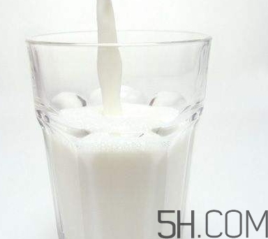 孕婦奶粉和鈣片可以一起吃嗎？喝孕婦奶粉還需要吃鈣片嗎？