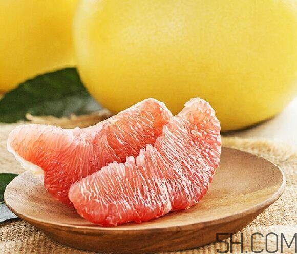 紅心柚子與白肉柚子有什么差別？紅心柚子是轉(zhuǎn)基因嗎？